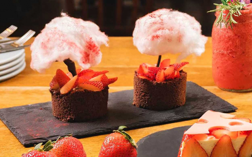 草莓甜點戀上冠軍巧克力　美式加料自調甜飲　浪漫約會到情人節