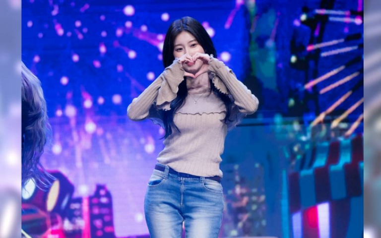 姜惠元狂嗑美食排隊20分鐘買地瓜球　GOT7榮宰太久沒見台粉竟哭了