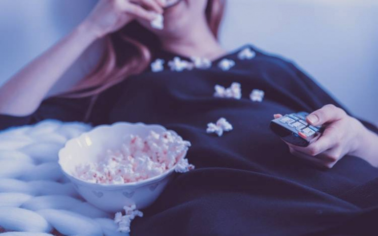 餓到睡不著?5種不發胖助眠「宵夜點心」放心吃