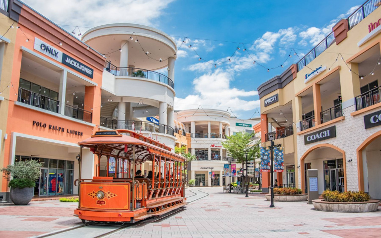 高雄朋友站出來！身分證E、S開頭，樂園門票只要499元！