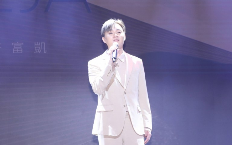 許富凱跨時空對唱鄧麗君　曝壞消息「計劃趕不上變化」