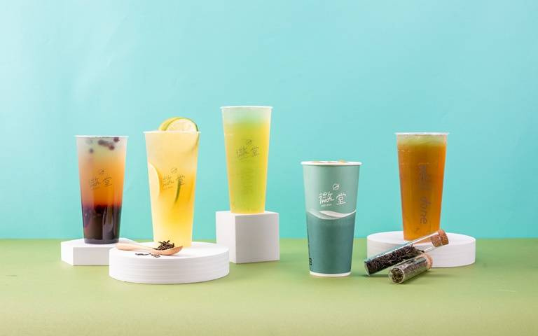 原茶買一送一!手搖飲品牌在「內湖」登場,茶類、野莓系列真的超欠喝!