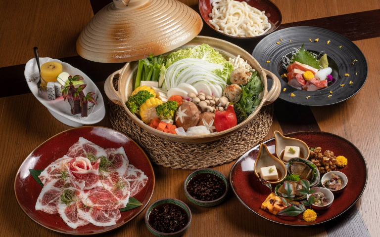 酒店羊肉爐、日式火鍋開賣!梅花豬、牛小排、海鮮盤,快衝台南吃一波!