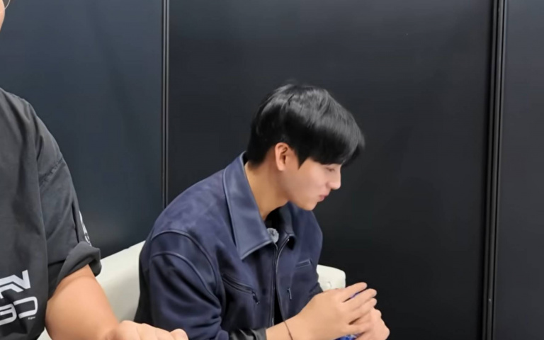 車銀優「學霸親弟」帥翻！登上AI峰會演講，復旦高材生、專業背景全曝光