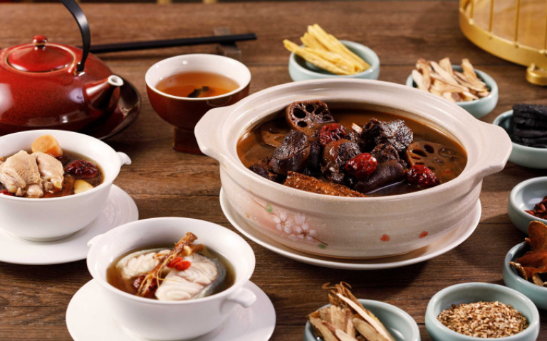 冬令進補看這裡!養生燉湯、煲仔飯輪番上桌 滋補暖身心