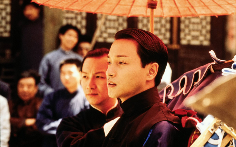 預售套票完售再加開！張國榮逝世19周年影展，經典之作《霸王別姬》、《胭脂扣》、《英雄本色》修復重返大銀幕！