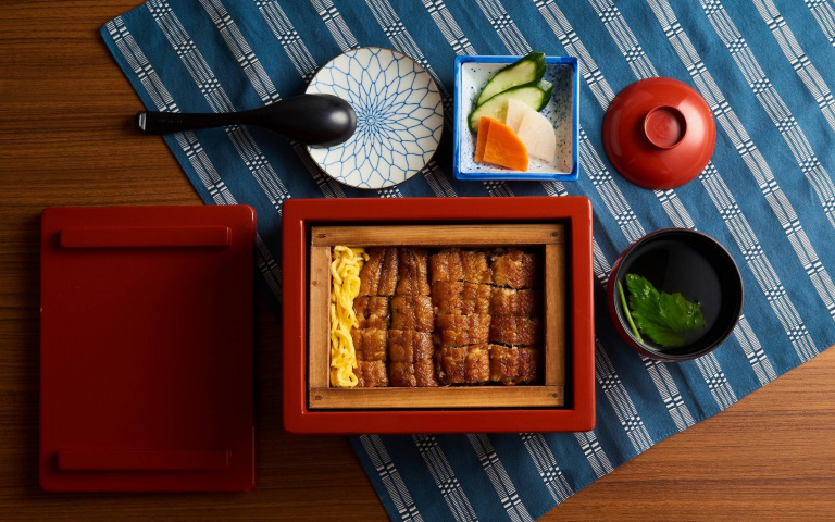 土用丑盛夏鰻魚祭開跑啦!小倉屋 新品「鰻蟹鮭三盛合 重。壽司」上市88折