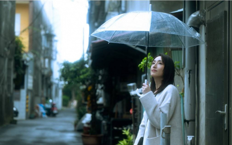 香港男星為柯佳嬿把團隊搬來台灣　狂讚「真人非常漂亮」