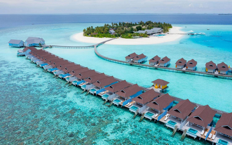 深入馬爾代夫!與魔鬼魚在海中暢泳,浮潛、深潛、巡航一睹壯麗海底景觀!