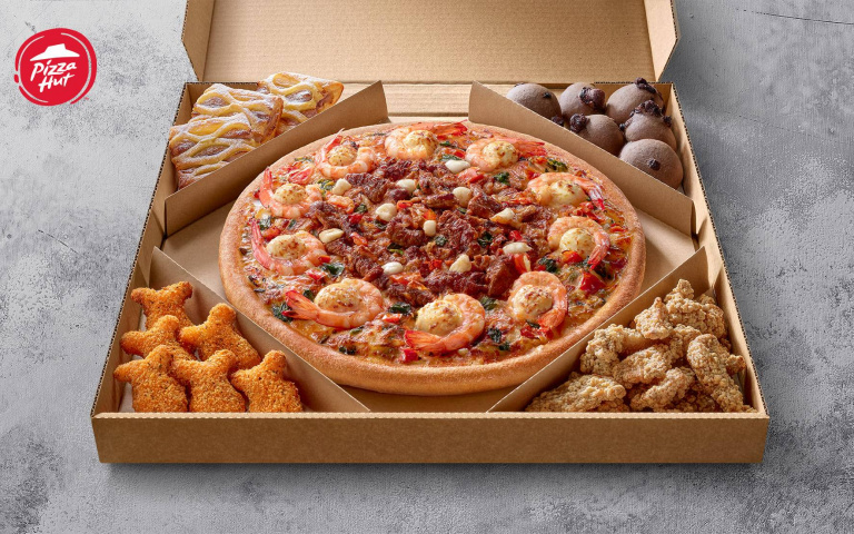 年末派對神器！888元爽吃三個大比薩，鱈魚塊、雞軟骨、麻糬QQ球一次全部擁有！