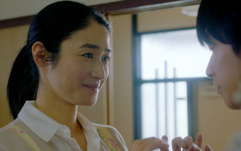 小雪一週學會點字「作夢都在練」  拍《指尖上綻放的愛》不試戲真哭了