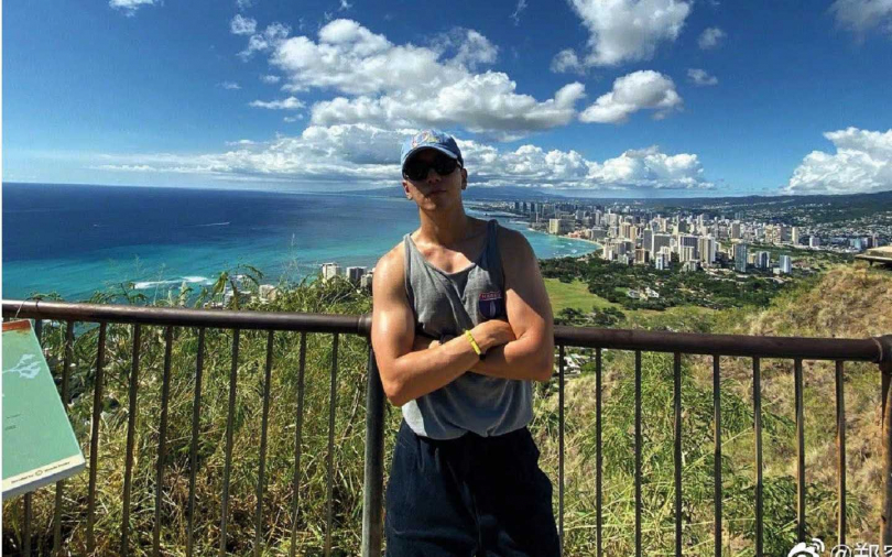 轉型肌肉男？鄭容和當兵完大一號