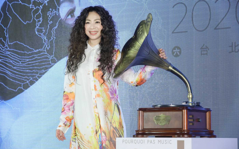 萬芳入行30年宣布再攻蛋 不怕疫情影響開票:就順著走