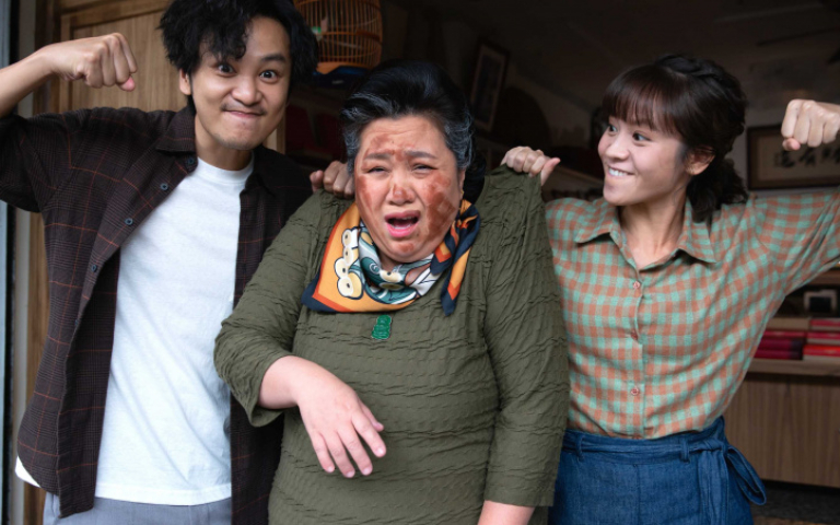 鍾欣凌被黃姵嘉草莓吐司收買　張書偉腳臭被噹爆