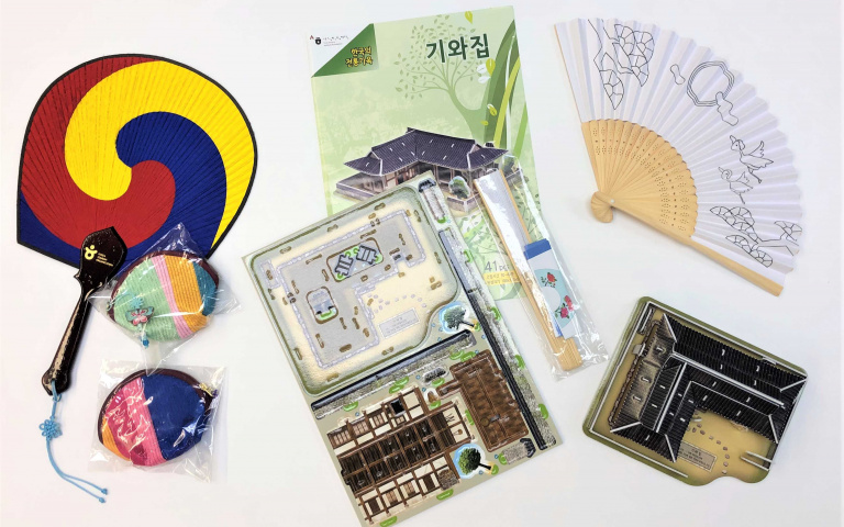 紙瓦片韓屋、韓國福袋組合包　200份DIY小物只送不賣　