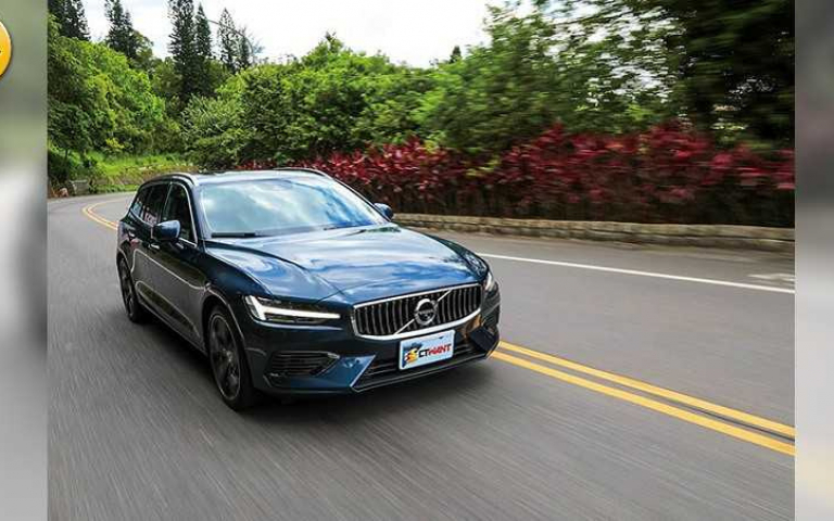 飆上路/VOLVO V60 T8 Recharge Inscription 優雅北歐猛獸