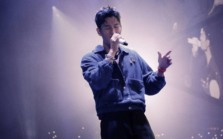 周興哲攻新加坡準備驚喜　世界名曲登場粉絲暴動