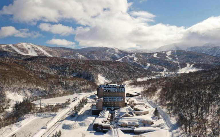 北海道雪村「Kiroro Grand本館」12月開幕　全包式假期、免費兒童照護討好親子客