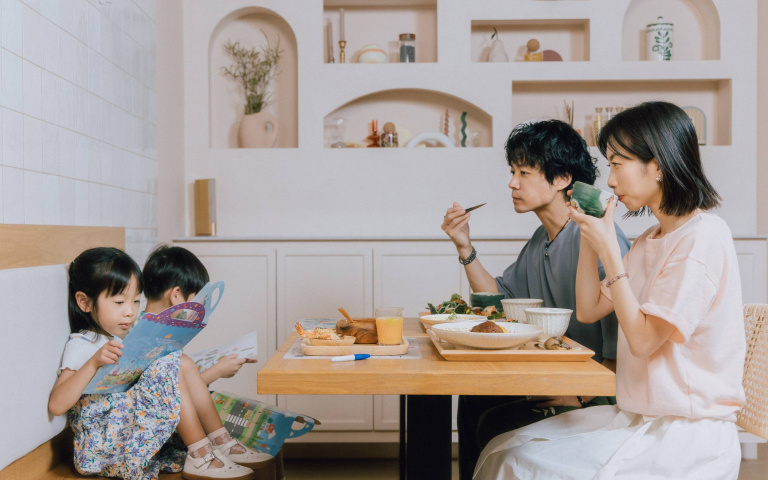 最熱門新地標：桃園青埔最強超好吃親子友善餐廳FUWA 芙蘊小食料理開幕！讓你在這放風孩子，跟好友好好吃一頓美食！