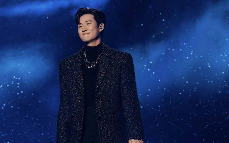 周興哲首攻戶外體育場　上海開唱三萬粉絲狂喊「老公」