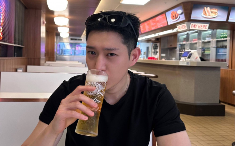 金永大當兵後找到「人生髮型」！短髮露額頭帥到出圈　韓網狂讚：雄性荷爾蒙爆棚