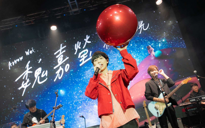 魏嘉瑩首唱〈玫瑰少年〉 致敬前輩蔡依林