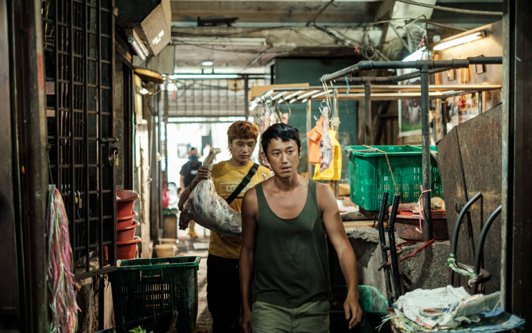 《富都青年》入圍金馬獎7項大獎！吳慷仁、陳澤耀飾演移工兄弟檔讓人揪心！