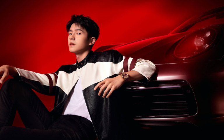 億萬票房男星劉昊然成泰格豪雅代言人，開Turbo秀龍年限量腕錶