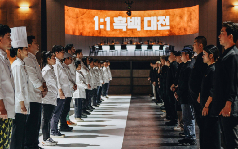 影爆點/Netflix料理實境秀《黑白大廚:料理階級大戰》把階級鬥爭搬上料理檯
