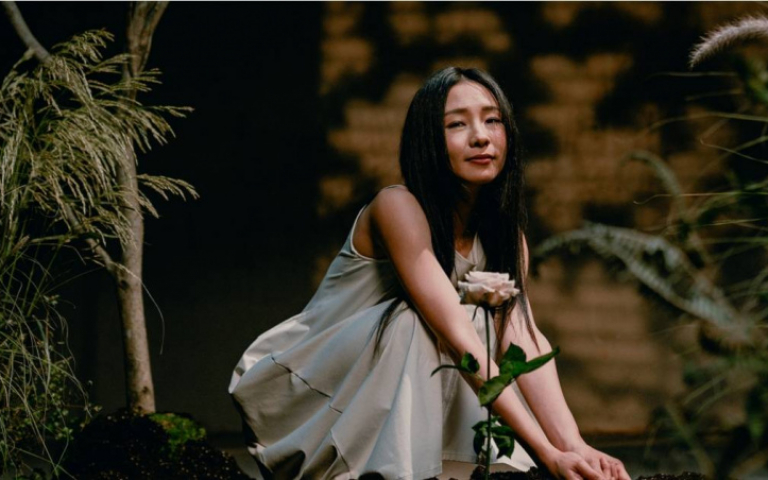 代表作衝破5千萬點閱　陳忻玥陷「歌紅人不紅」自卑感