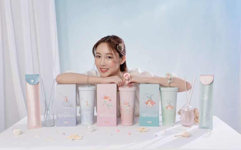 迪士尼公主粉錢錢拿出來！小美人魚聯名環保杯，珍珠粉、海洋藍超夢幻！