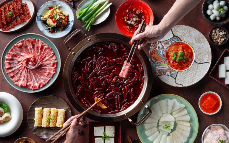 天冷不怕！相約台中必吃「緋花」！掀起重慶火鍋新風潮！推出連續10天超狂開幕活動