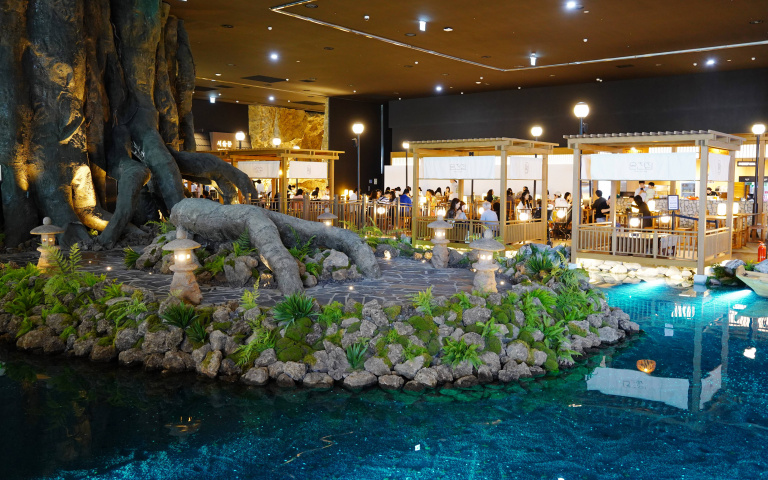 開箱韓國全新度假城3／到綠洲美食街用舌尖環遊世界　主題餐廳大啖韓式烤肉、打卡熱氣球