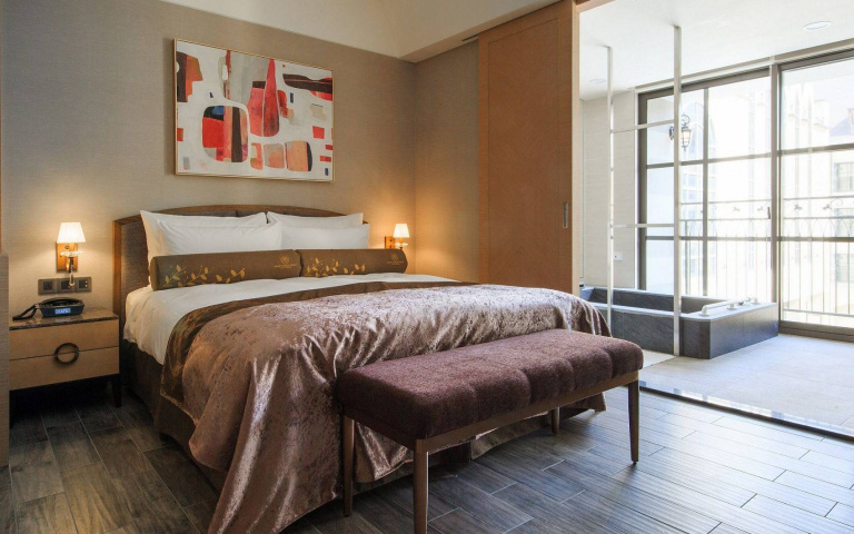 天成飯店集團推住宿、餐飲優惠！烤鴨、牛排、港點、餐酒館超值餐券5.1折起！