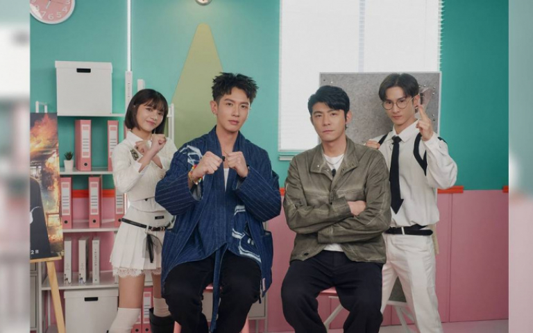 柯震東拍戲兩層樓高大門突倒塌　餘悸猶存「還好神明保佑」