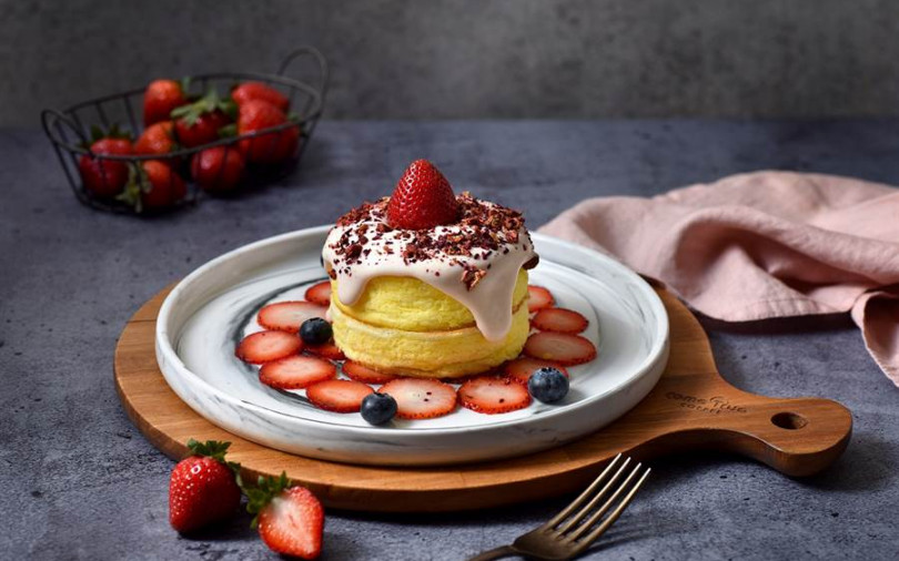 人氣咖啡店進駐板橋　獨家商品草莓圓舞曲舒芙蕾、草莓可可拉丁創意咖啡美味超療癒！