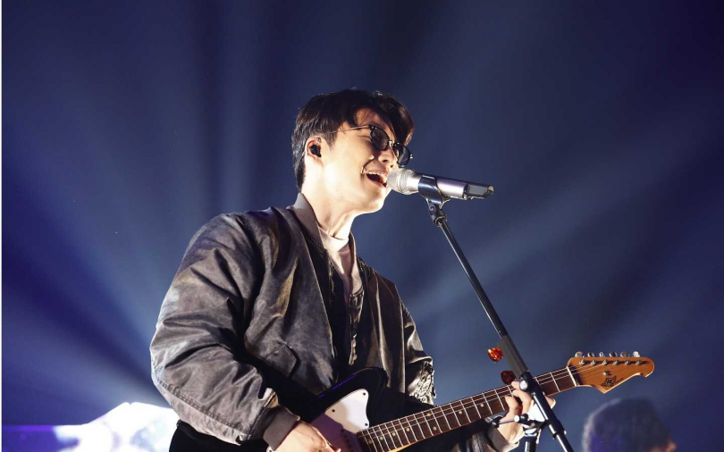全場歌迷嗨跳「戀舞」 星野源許願明年再來開唱