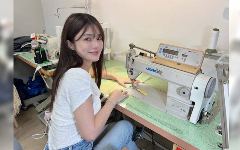 林岱縈親手縫製演唱秀服 意外牽起與過世母親連結