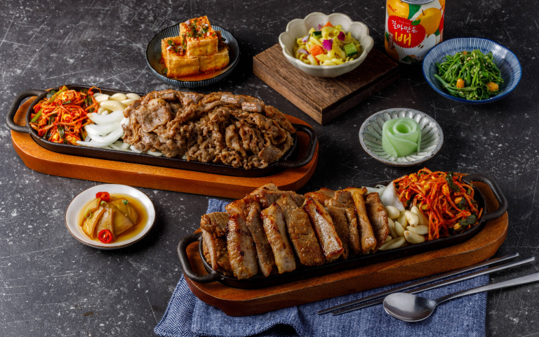 一個人也能吃燒肉!韓式獨食烤肉插旗「新竹巨城」,牛五花、松阪豬一口接一口停不下來!