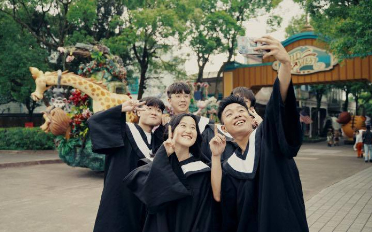 六福村最省玩法！畢業學生吃住玩樂一次全包，壽星贈蛋糕、住宿折價券！