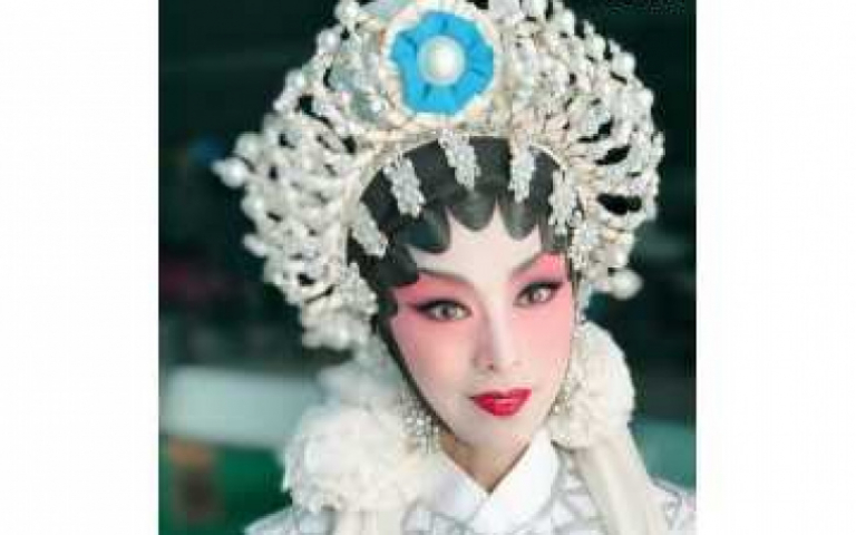 64歲米雪超凍齡 「6招美肌保養祕訣」曝光
