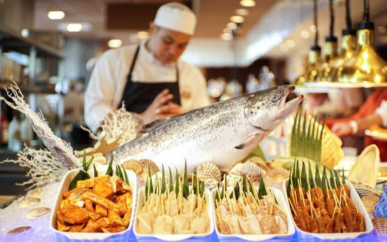 吃Buffet前三小時 先吃「炸豬排」反而能讓胃口大開?