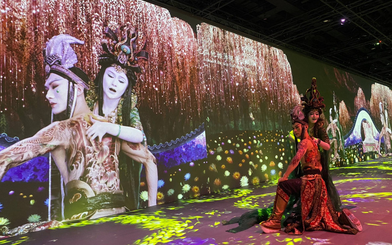 穿越水滸英雄戰場 京劇表演結合數位科技 打造沉浸式體驗展
