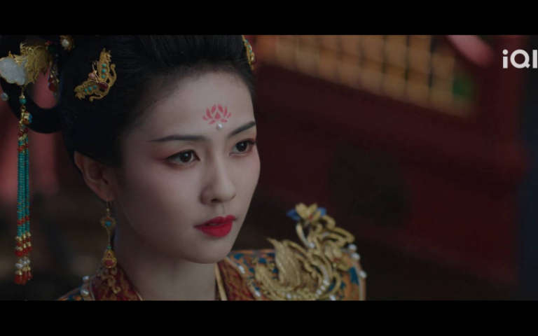 白鹿耍心機周旋三男之間　張凌赫害羞模樣遭導演嗆「你沒挑逗過女孩子」