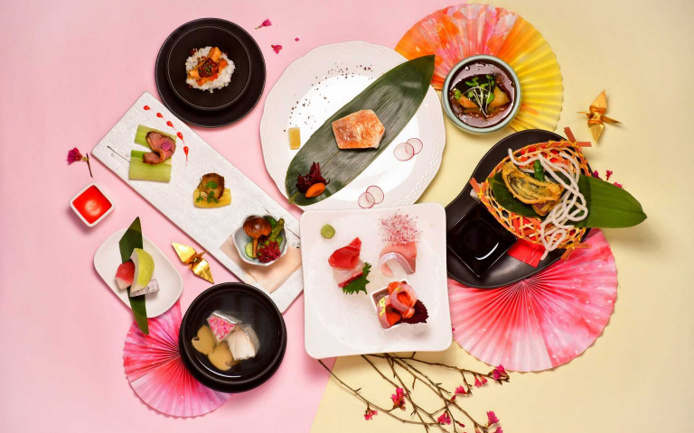 在櫻花秘境裡品嘗私房料理、品茶、做SPA 這種六感沉浸體驗太幸福了