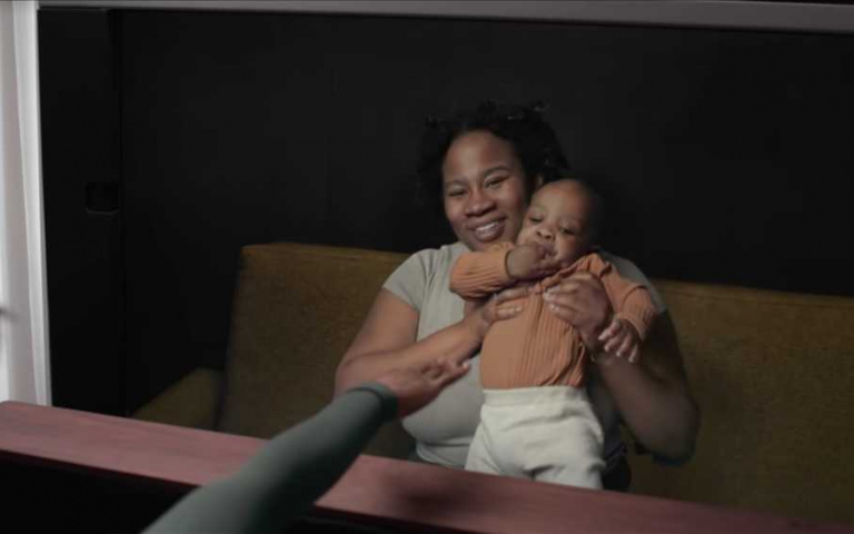 不需戴上裝備也能觸手可及！Google「Starline」讓視訊就像真實見面一樣