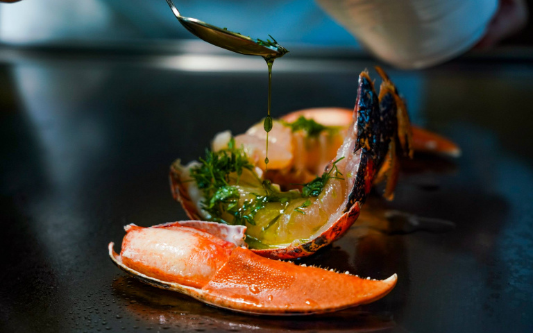 高雄摘星潛力餐廳5／鐵板燒突顯食材本色、懷石料理展演四季旬味 　UKAI真摯呈獻款待之心　