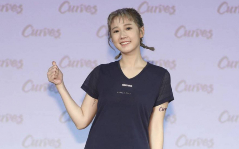 方志友練出腹肌、馬甲線 滿意小情人佔有慾