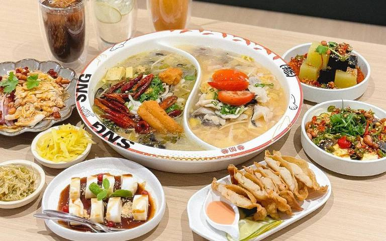 「叁加叁 鴛鴦泡椒酸菜魚」插旗西門町 必點攻略!北市人0元升級再加菜,33元吃川味小食