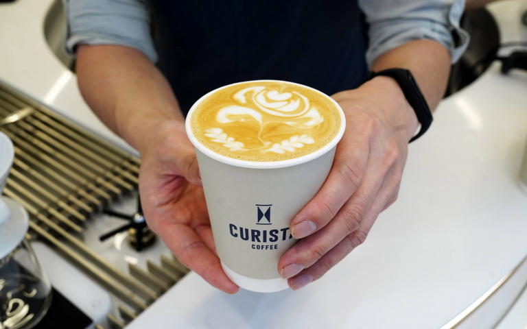 瞄準百貨商圈人潮　「CURISTA COFFEE 奎士咖啡」進駐SOGO忠孝館、新光三越A11